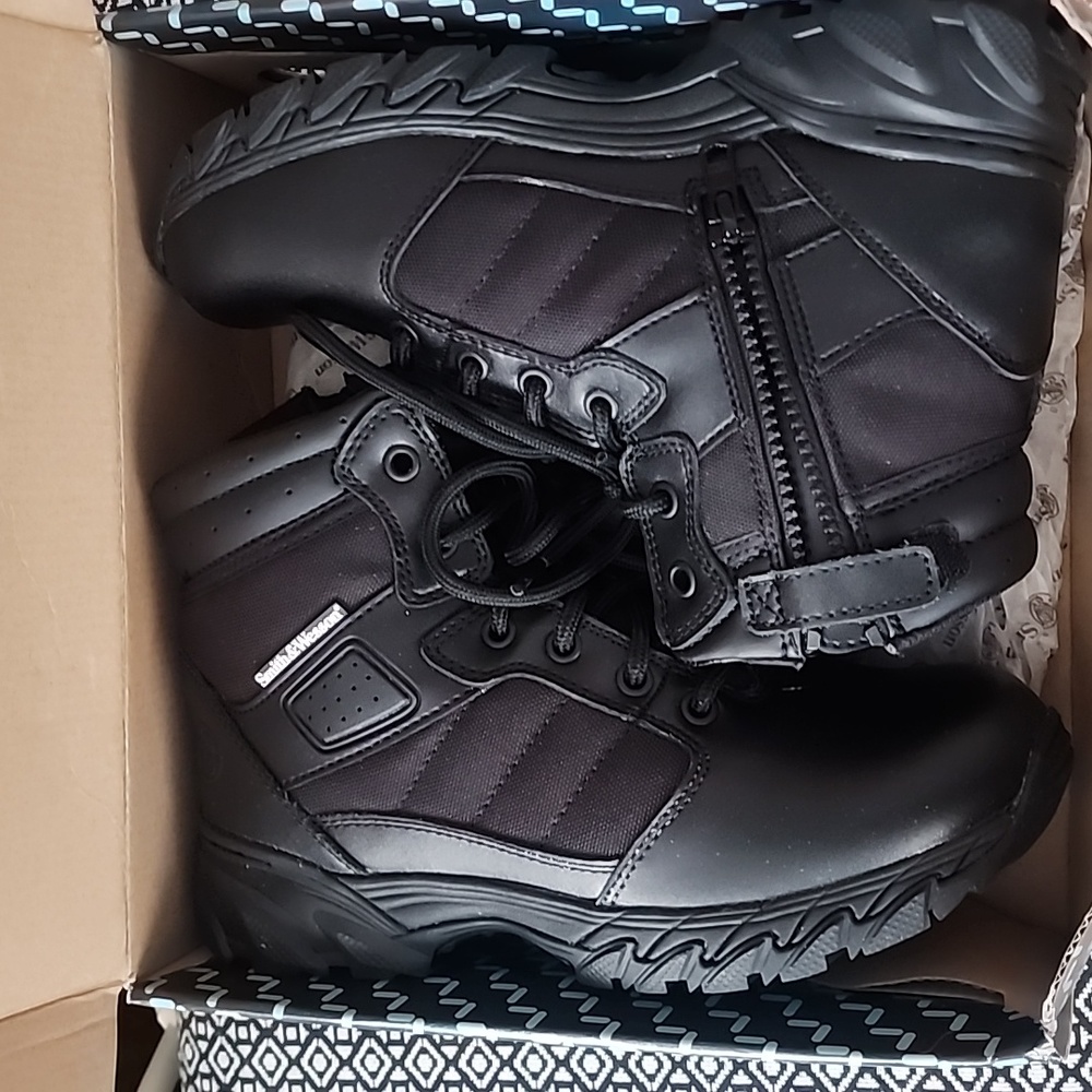 Black Smith And Wesson boots